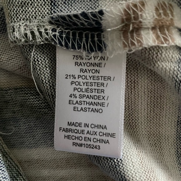 Bobeau Long Sleeve Striped Top Size M - Picture 7 of 7